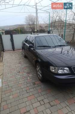 Седан Audi A6 1996 в Доброславе