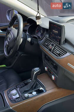 Седан Audi A6 2015 в 
