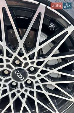 Седан Audi A6 2013 в 