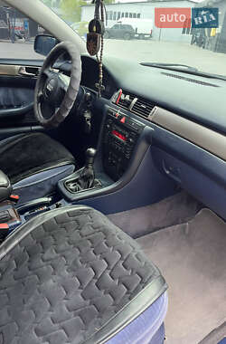Седан Audi A6 2000 в 