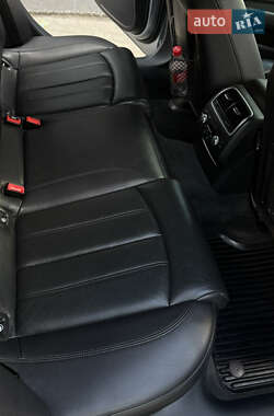 Седан Audi A6 2012 в 