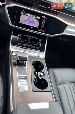 Седан Audi A6 2018 в 