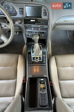 Седан Audi A6 2004 в 