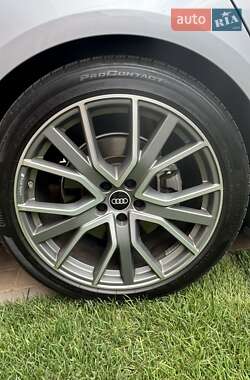 Седан Audi A6 2022 в 