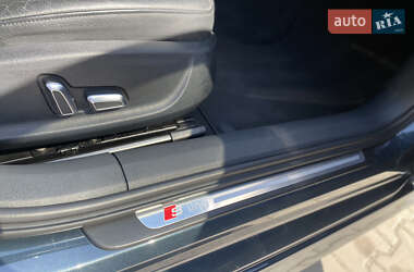 Седан Audi A6 2016 в 