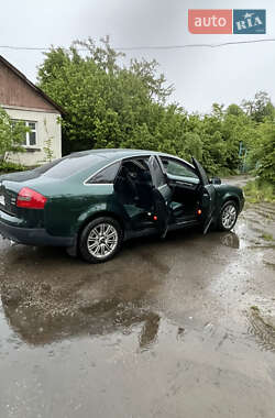 Седан Audi A6 2001 в 
