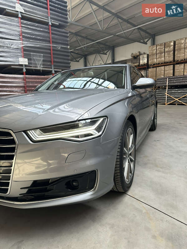 Седан Audi A6 2015 в Черновцах