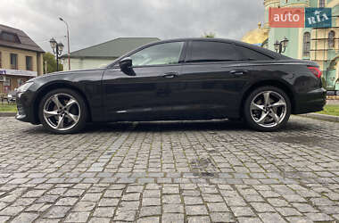 Седан Audi A6 2021 в 