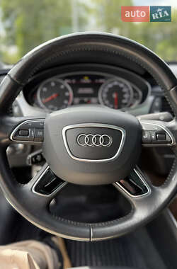 Седан Audi A6 2015 в 
