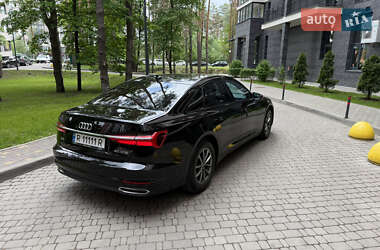 Седан Audi A6 2021 в 