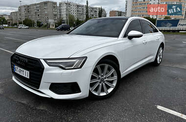 Седан Audi A6 2019 в 