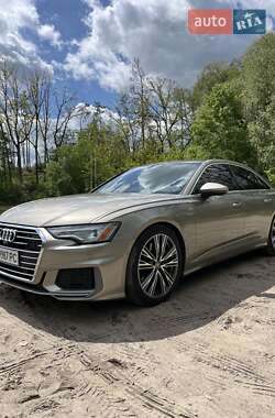 Седан Audi A6 2019 в 