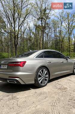 Седан Audi A6 2019 в 