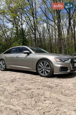 Седан Audi A6 2019 в 
