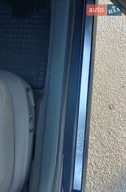 Седан Audi A6 2002 в 
