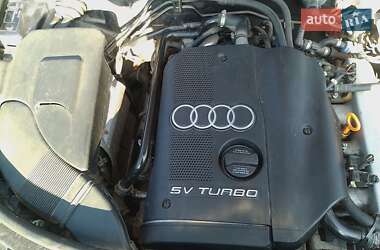 Седан Audi A6 2002 в 