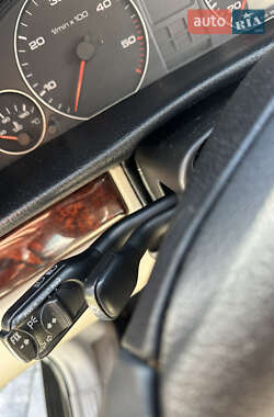 Седан Audi A6 1995 в 