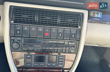 Седан Audi A6 1995 в 