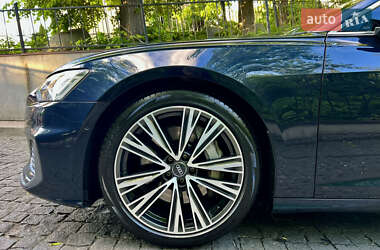 Седан Audi A6 2018 в 