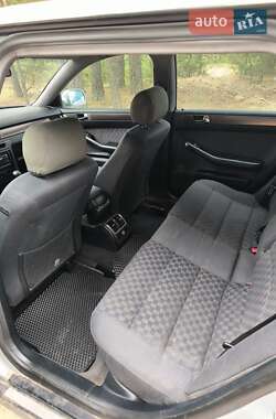 Универсал Audi A6 1999 в 