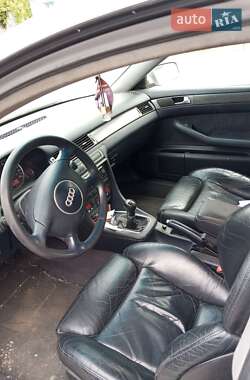 Універсал Audi A6 2001 в 