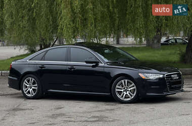 Седан Audi A6 2011 в 
