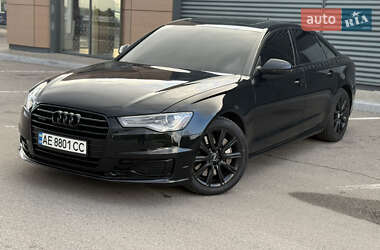 Седан Audi A6 2015 в 