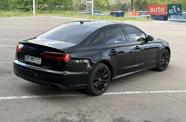 Седан Audi A6 2015 в 