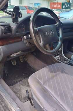 Седан Audi A6 1997 в 