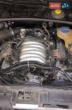 Универсал Audi A6 1998 в 