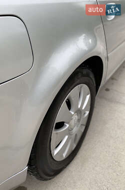 Универсал Audi A6 2004 в 