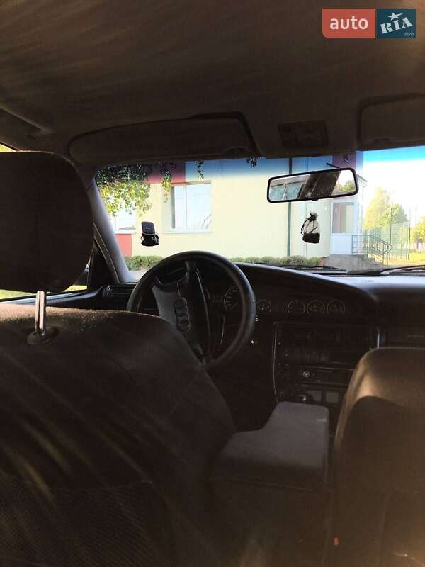 Седан Audi A6 1996 в Ковеле