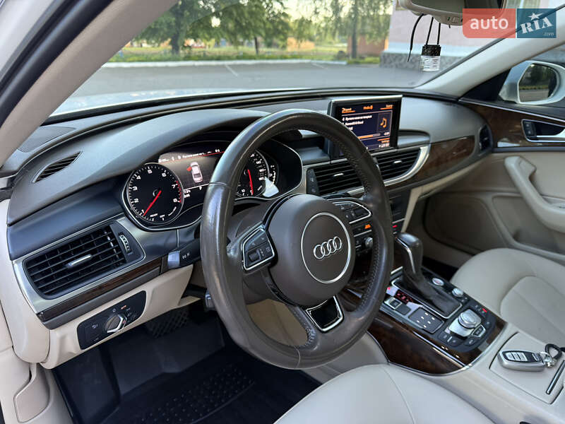 Седан Audi A6 2017 в Ромнах