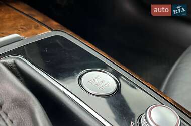 Седан Audi A6 2013 в 