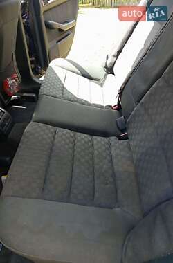Универсал Audi A6 1998 в 