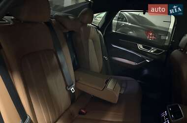 Седан Audi A6 2018 в 