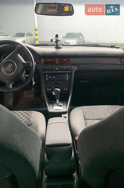 Универсал Audi A6 2004 в 