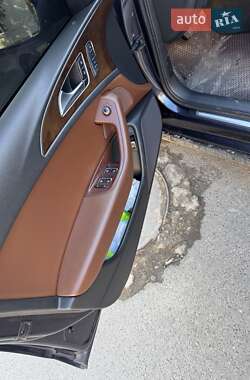 Седан Audi A6 2015 в 