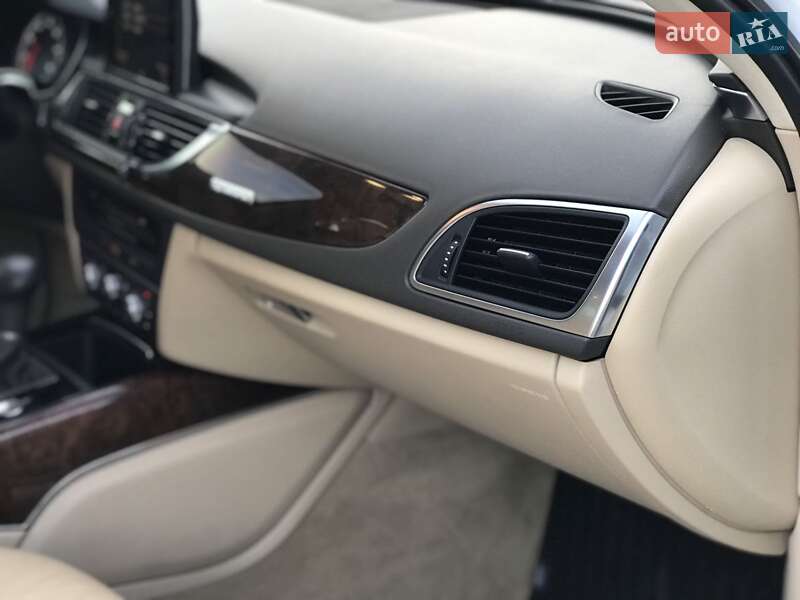 Седан Audi A6 2014 в Луцке