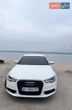 Универсал Audi A6 2012 в 