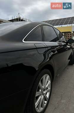 Седан Audi A6 2013 в 