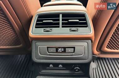 Седан Audi A6 2021 в 