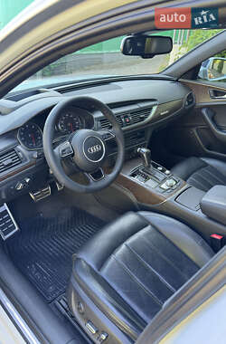 Седан Audi A6 2015 в 