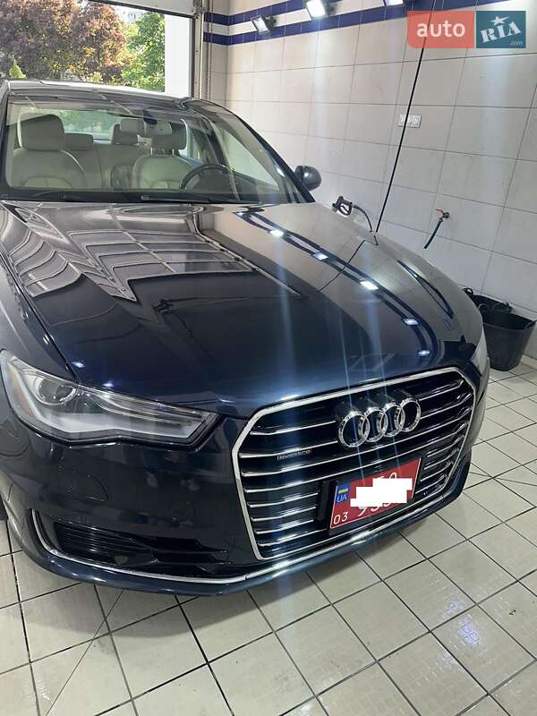 Седан Audi A6 2016 в 