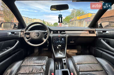 Седан Audi A6 2002 в 