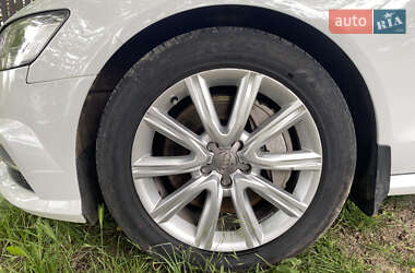 Седан Audi A6 2015 в 