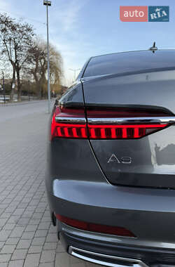Седан Audi A6 2019 в 