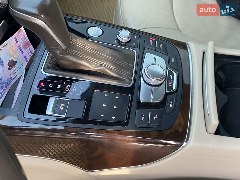 Седан Audi A6 2015 в Днепре