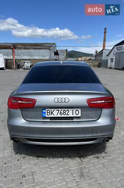 Седан Audi A6 2013 в 