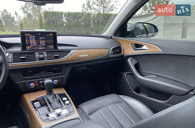 Седан Audi A6 2015 в 